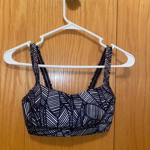 Lululemon Black & White Sports Bra Top - Picture 3 of 5